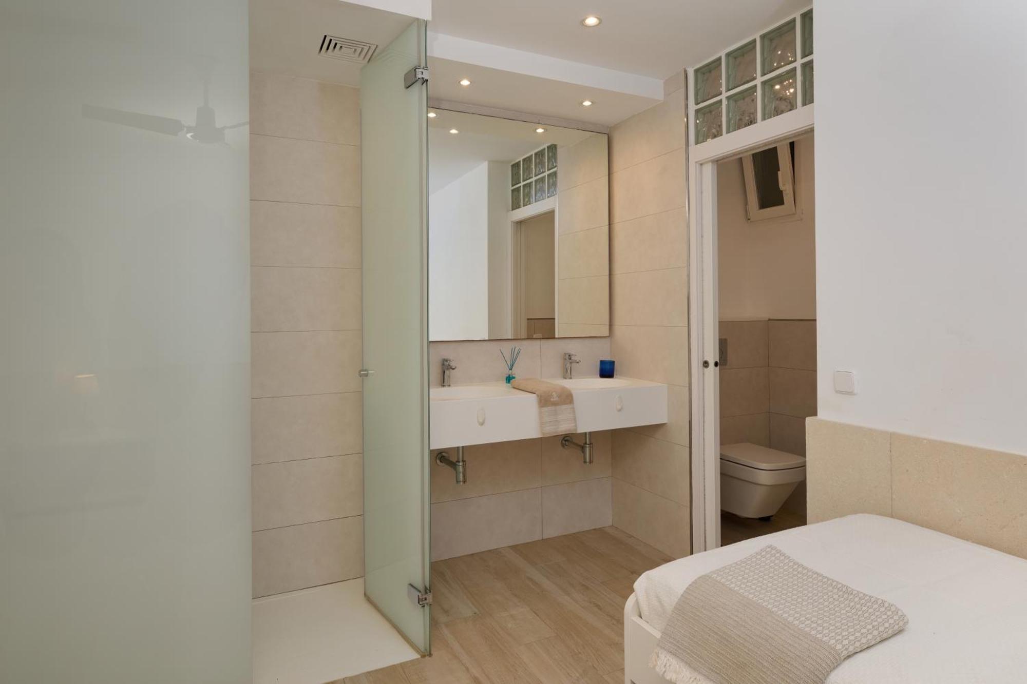 Sea Frontline Apartment 'Faraona'. Pool. Wifi 산타니 외부 사진