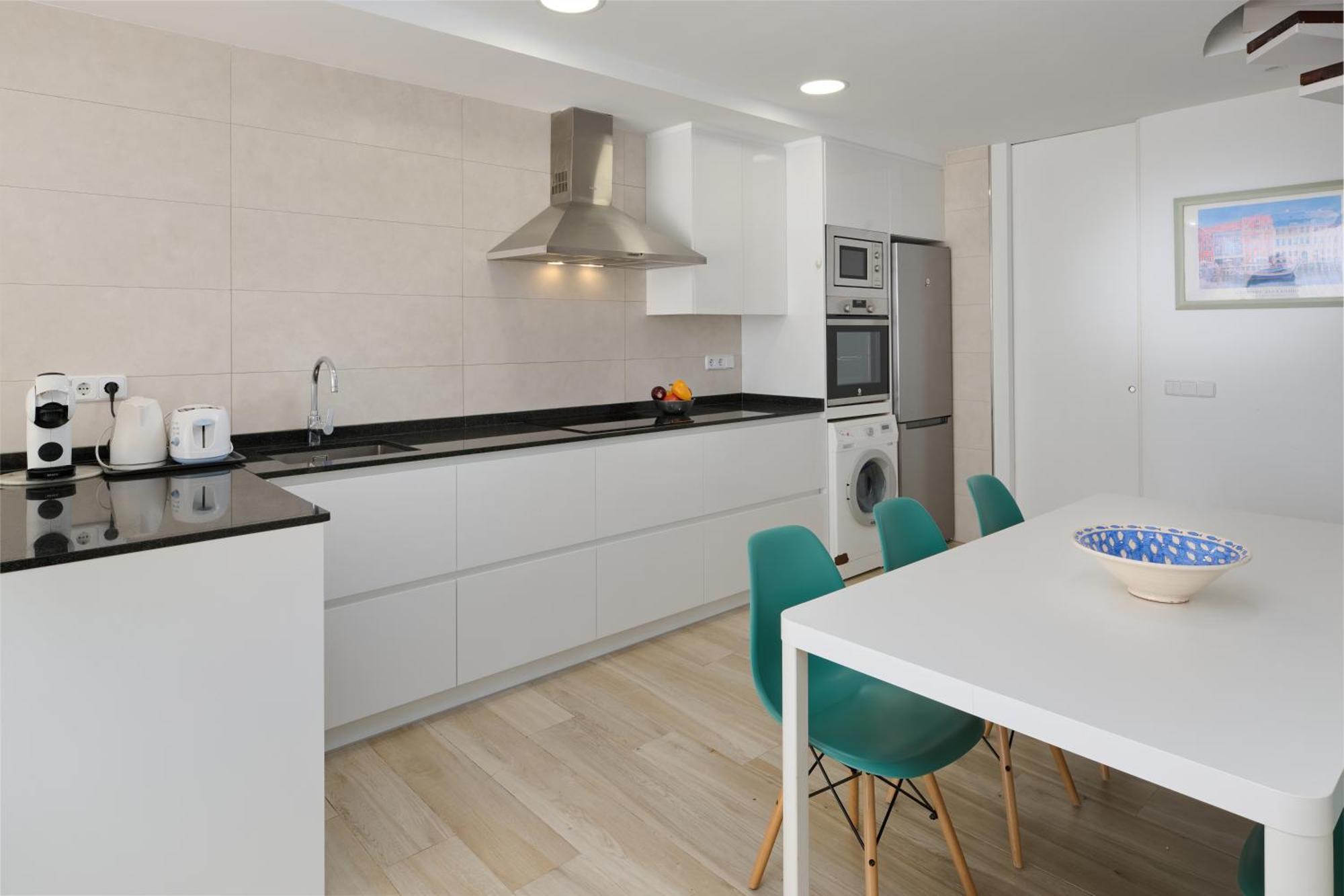 Sea Frontline Apartment 'Faraona'. Pool. Wifi 산타니 외부 사진