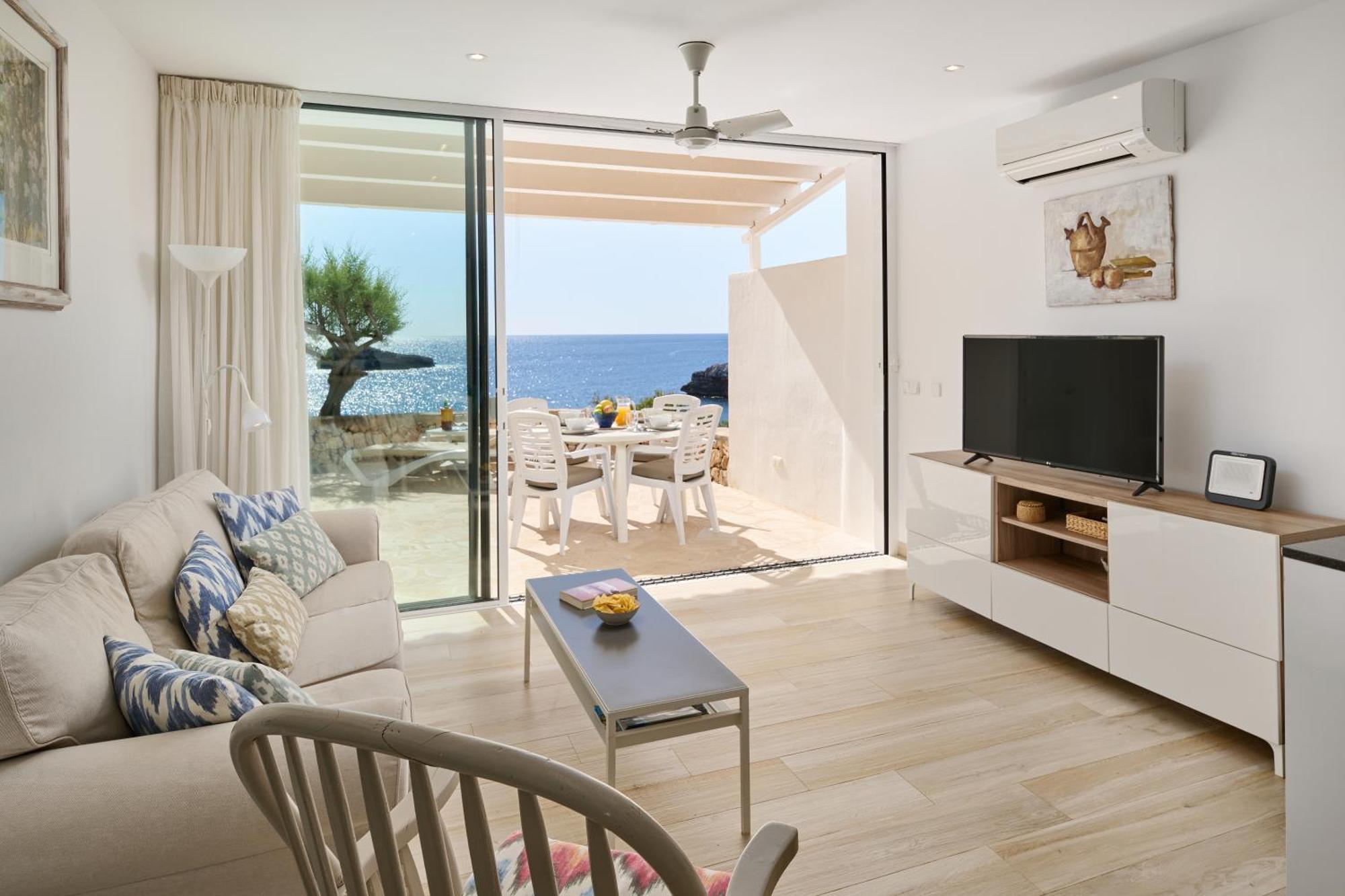 Sea Frontline Apartment 'Faraona'. Pool. Wifi 산타니 외부 사진